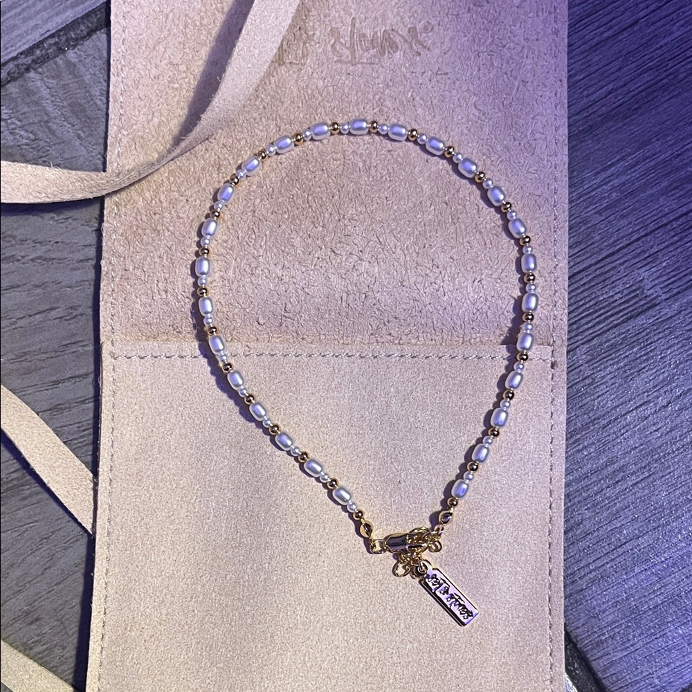 Gold and White Beaded Anklet